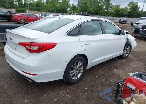 2017 Hyundai Sonata Se z USA, uszkodzony, nr VIN 5NPE24AF2HH469423